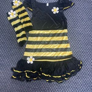Bee costume for teen girls
